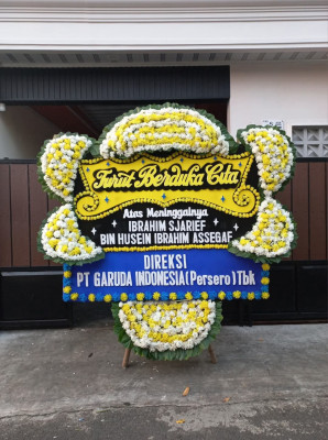 Papan Bunga Duka di Pancung Soal